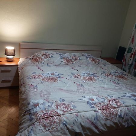 Myslym Shyri Lovely Top Apartment Tirana Esterno foto